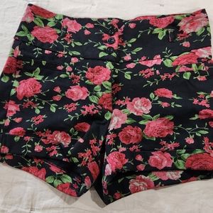 Floral Shorts- Medium